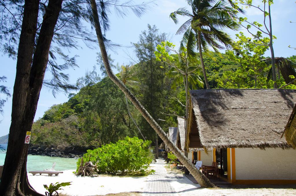 Coral Island Resort Phuket Exterior foto