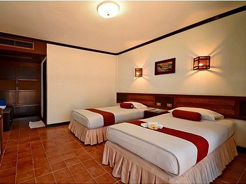 Coral Island Resort Phuket Exterior foto