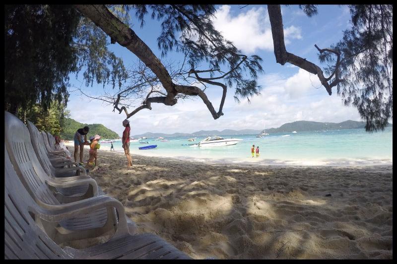 Coral Island Resort Phuket Exterior foto