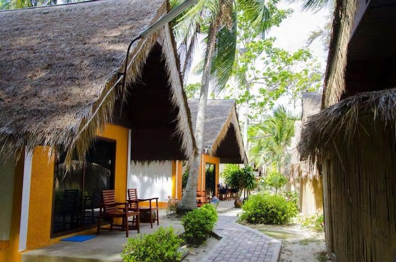 Coral Island Resort Phuket Exterior foto
